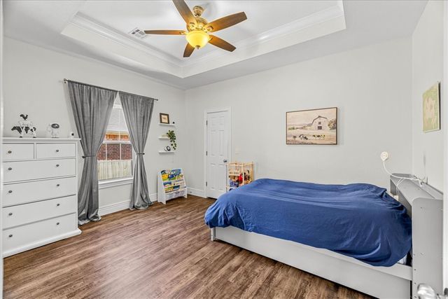 605 SW Duke Avenue, Bentonville, AR 72712