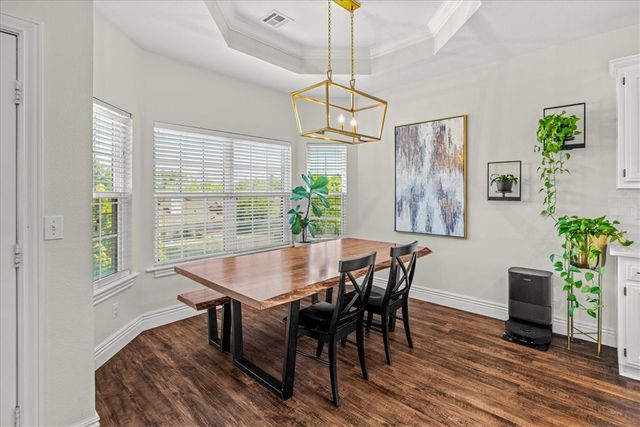 605 SW Duke Avenue, Bentonville, AR 72712