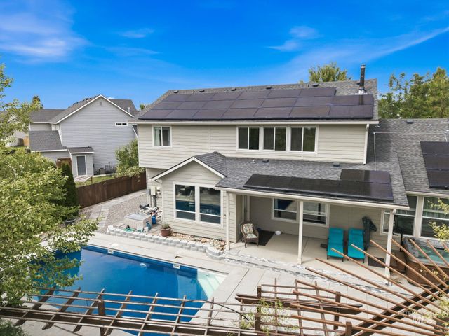5120 N Diamond Creek Ave, Meridian, ID 83646