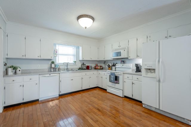 4818 Camellia Avenue NW, Cleveland, TN 37312