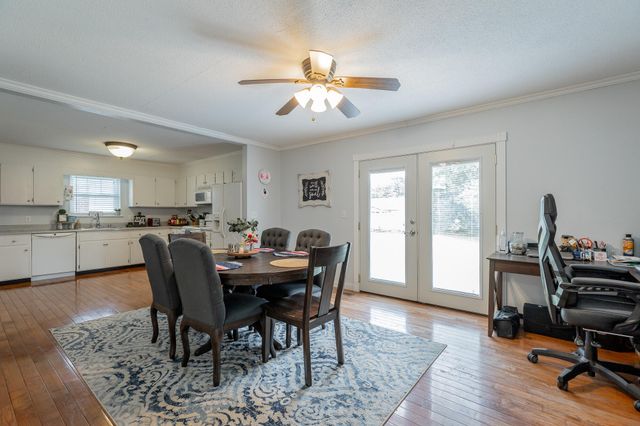 4818 Camellia Avenue NW, Cleveland, TN 37312