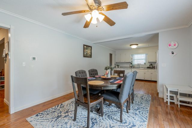 4818 Camellia Avenue NW, Cleveland, TN 37312