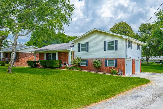 4818 Camellia Avenue NW, Cleveland, TN 37312