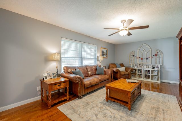 4818 Camellia Avenue NW, Cleveland, TN 37312