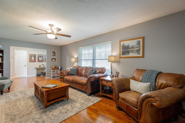 4818 Camellia Avenue NW, Cleveland, TN 37312