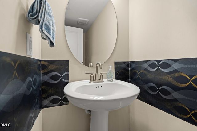 2530 Hutch Lane, Apex, NC 27523