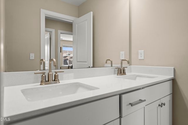 2530 Hutch Lane, Apex, NC 27523