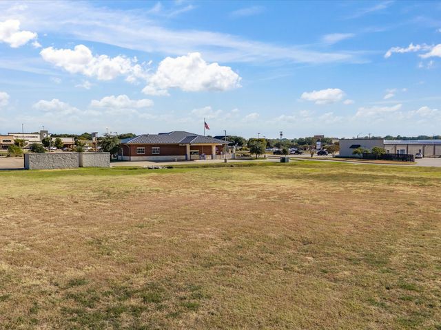 Lot 2R & 3R Ennis Parkway Avenue, Ennis, TX 75119