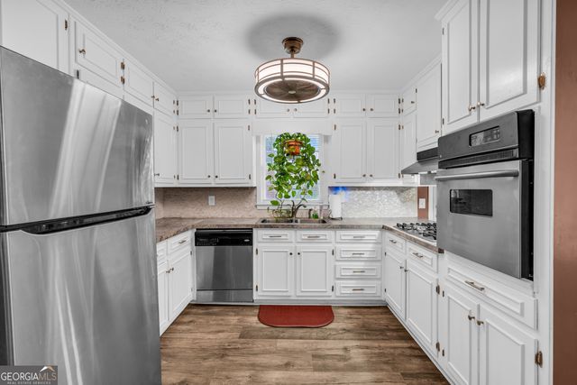 2671 Club Forest Court SE, Conyers, GA 30013