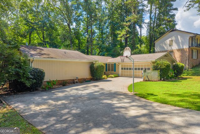 2671 Club Forest Court SE, Conyers, GA 30013