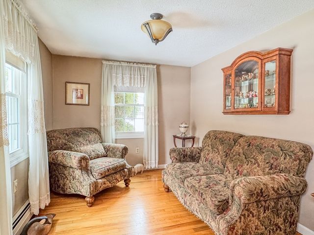 132 Poplar Street, Greenfield, MA 01301