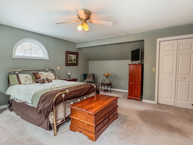 132 Poplar Street, Greenfield, MA 01301