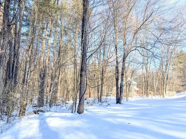 132 Poplar Street, Greenfield, MA 01301