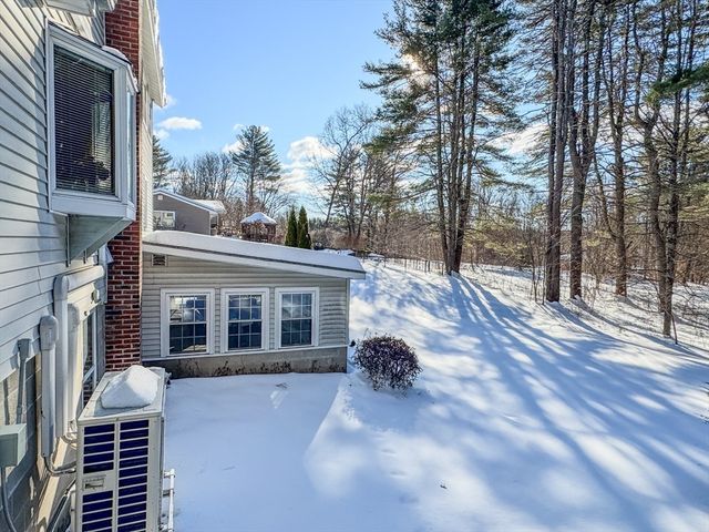 132 Poplar Street, Greenfield, MA 01301