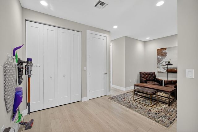 1402 SW 4th Ave, Fort Lauderdale, FL 33315