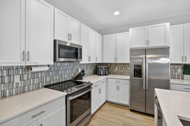 1402 SW 4th Ave, Fort Lauderdale, FL 33315