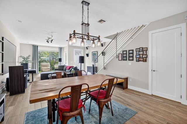 1402 SW 4th Ave, Fort Lauderdale, FL 33315