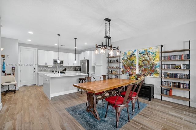 1402 SW 4th Ave, Fort Lauderdale, FL 33315