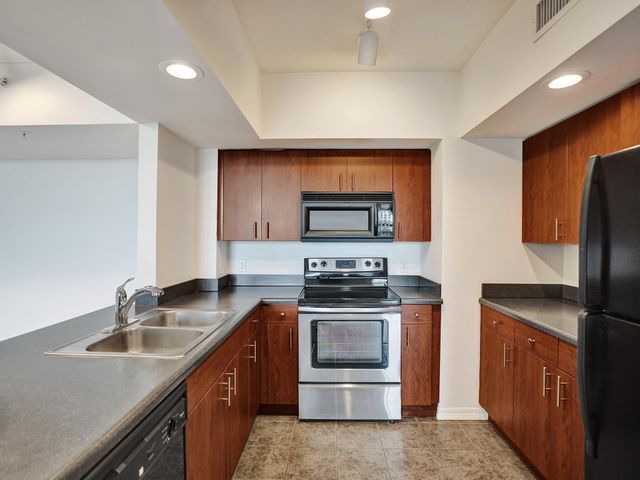 110 N Federal Highway 1212, Fort Lauderdale, FL 33301