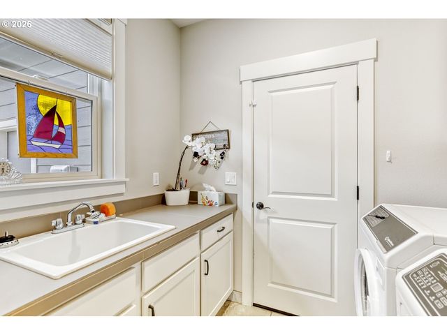 12855 Se SPROUT Ln, Milwaukie, OR 97222