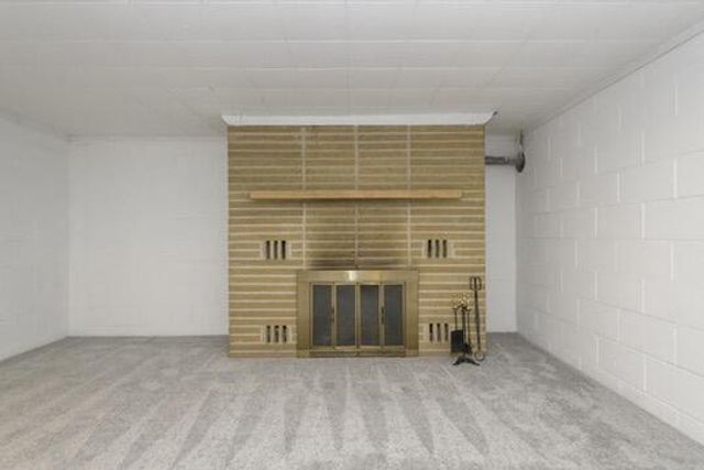 264 Vine STREET, West Bend, WI 53095