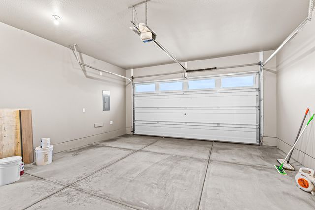 3742 Carlin Drive, Medford, OR 97504