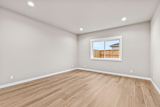 3742 Carlin Drive, Medford, OR 97504