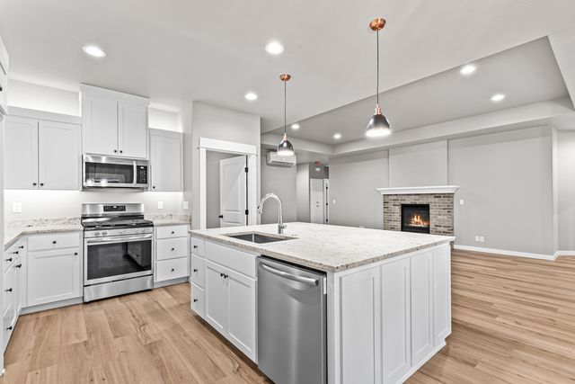 3742 Carlin Drive, Medford, OR 97504