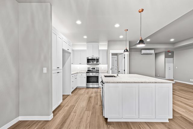 3742 Carlin Drive, Medford, OR 97504