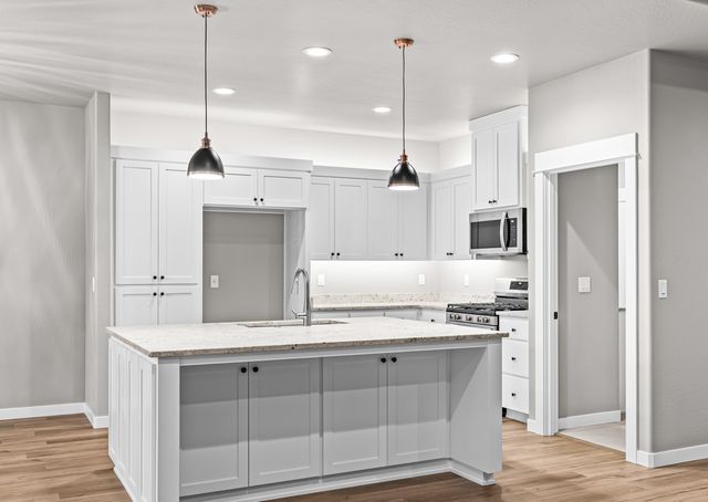 3742 Carlin Drive, Medford, OR 97504