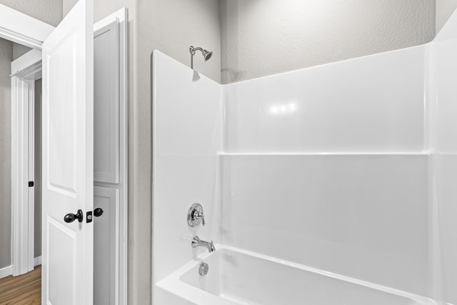 3742 Carlin Drive, Medford, OR 97504