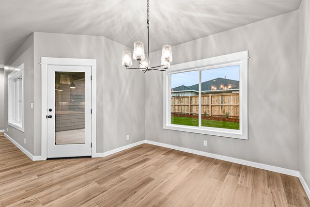 3742 Carlin Drive, Medford, OR 97504