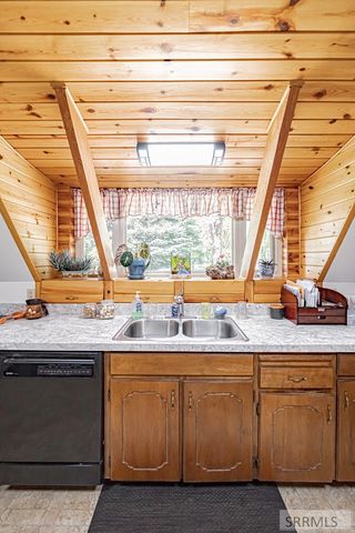 454 W 350 N, Blackfoot, ID 83221