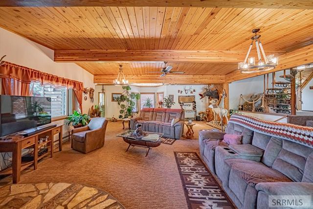 454 W 350 N, Blackfoot, ID 83221