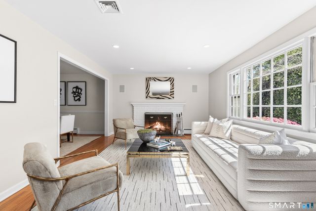 24 Burr School Road, Westport, CT 06880
