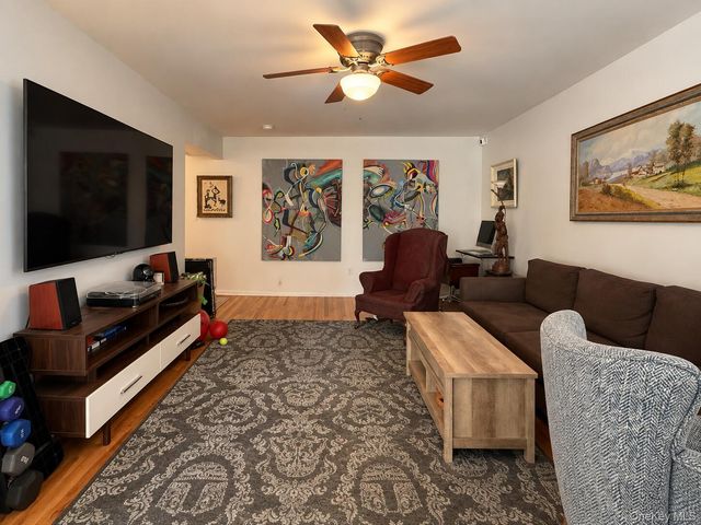 921 Colony Drive, Hartsdale, NY 10530