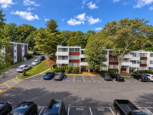 921 Colony Drive, Hartsdale, NY 10530