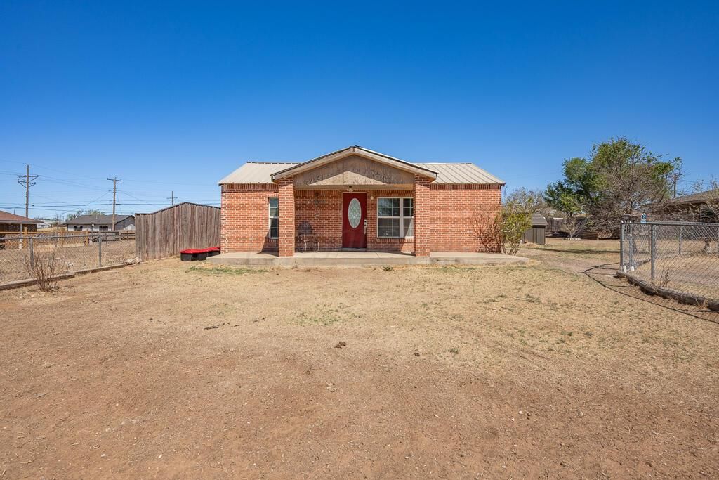 1332 NW 10TH Avenue, Amarillo, TX 79107