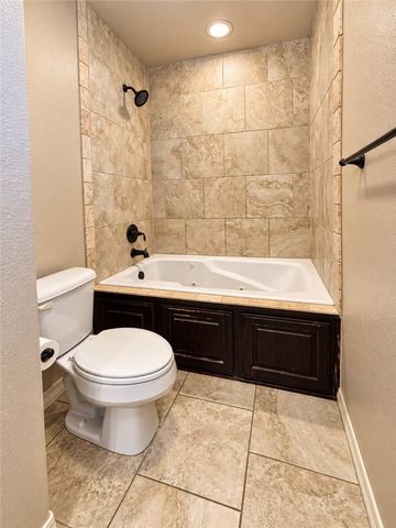 2669 N Miranda Avenue, Fayetteville, AR 72703