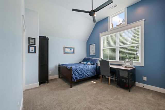 863 Shady Bluff Trl, Clarksville, TN 37043