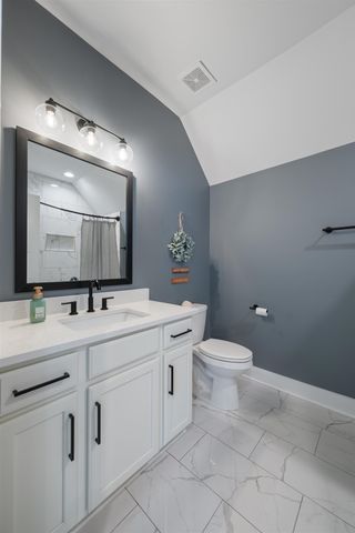 863 Shady Bluff Trl, Clarksville, TN 37043
