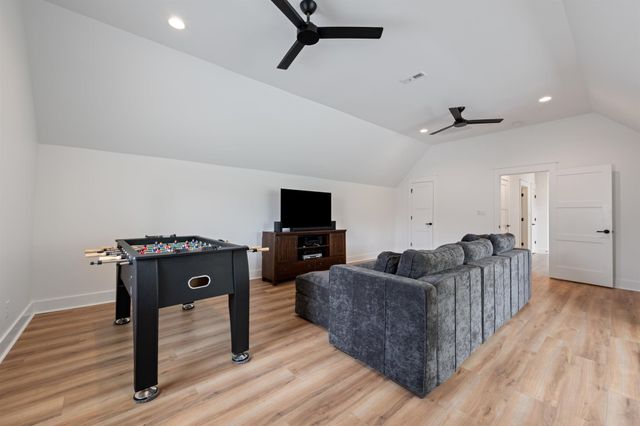 863 Shady Bluff Trl, Clarksville, TN 37043