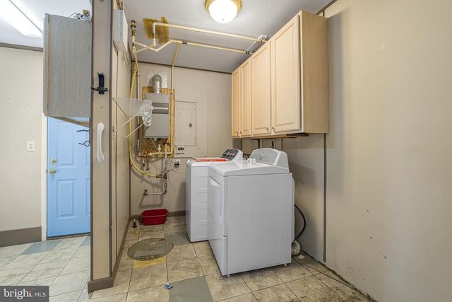 14 LONGVIEW DR, Newark, DE 19711