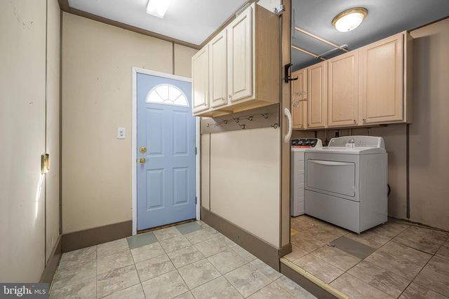 14 LONGVIEW DR, Newark, DE 19711