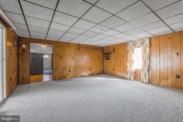 14 LONGVIEW DR, Newark, DE 19711