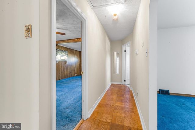 14 LONGVIEW DR, Newark, DE 19711