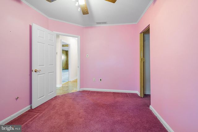 14 LONGVIEW DR, Newark, DE 19711