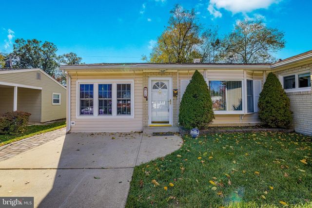 14 LONGVIEW DR, Newark, DE 19711