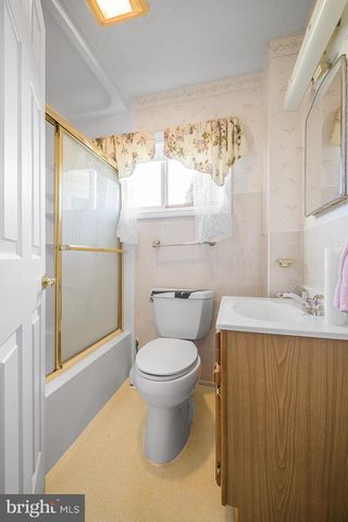 14 LONGVIEW DR, Newark, DE 19711