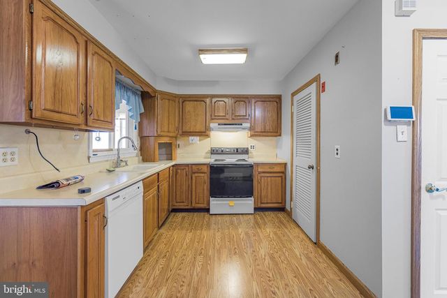 14 LONGVIEW DR, Newark, DE 19711